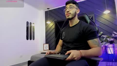 Snapshot of liam_kleiin chatting on October 11, 2025, 11:09 am LIAM KLEIN online show from October 11, 2025, 11:09 am