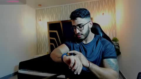 LIAM KLEIN online show from March 27, 2026, 11:32 am