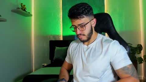 LIAM KLEIN online show from June 30, 2026, 11:22 am