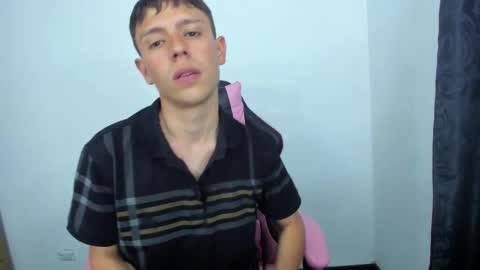 liam_oasiss online show from December 30, 2024, 9:05 am