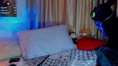 liam online show from September 14, 2025, 2:11 am