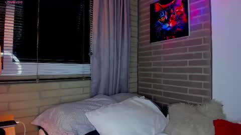 liam online show from August 4, 2026, 2:15 am