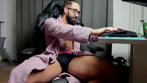 Snapshot of liamaesthetic chatting on March 1, 2025, 6:57 am Liam online show from March 1, 2025, 6:57 am