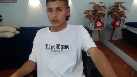 Snapshot of liamblack16 chatting on October 9, 2025, 11:19 am LiamBlack16 online show from October 9, 2025, 11:19 am