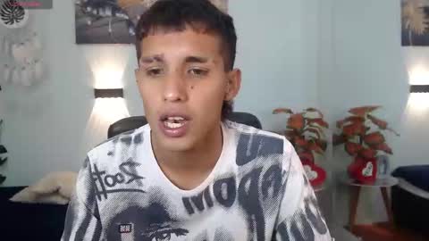 Snapshot of liamblack16 chatting on October 21, 2025, 2:51 pm LiamBlack16 online show from October 21, 2025, 2:51 pm