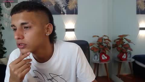 Snapshot of liamblack16 chatting on October 24, 2025, 11:50 am LiamBlack16 online show from October 24, 2025, 11:50 am