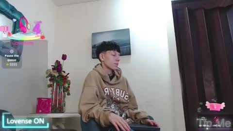 Liam  online show from January 9, 2026, 12:08 pm