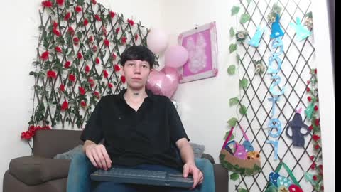 Liam  online show from April 2, 2026, 7:33 pm