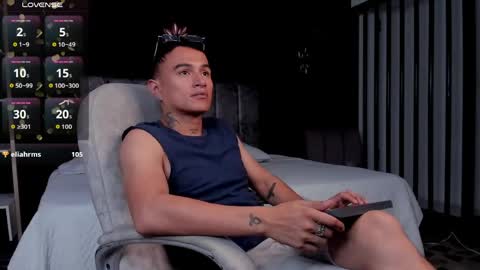 LiamDeep online show from May 15, 2026, 11:01 pm