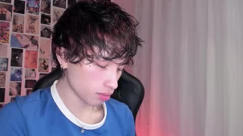 Liam online show from October 31, 2025, 6:25 am