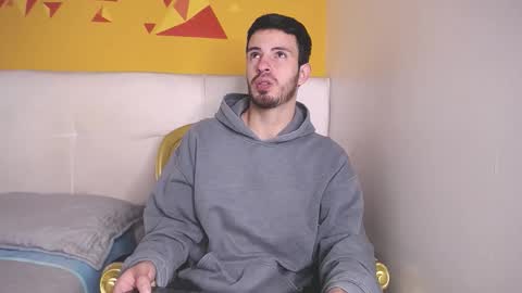 LiamLuxe online show from September 26, 2025, 1:48 pm