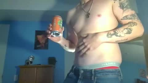 Snapshot of liamnotsonormal chatting on December 4, 2025, 5:28 am LiamNotSoNormal online show from December 4, 2025, 5:28 am