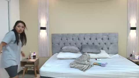 L I A M O N R O E online show from September 22, 2025, 11:45 am