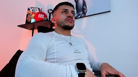 liam online show from February 6, 2025, 10:26 am