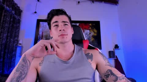 Snapshot of liamwyatt_ chatting on December 7, 2024, 3:14 am liamwyatt_ online show from December 7, 2024, 3:14 am