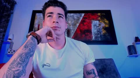 Snapshot of liamwyatt_ chatting on December 29, 2024, 3:44 am liamwyatt_ online show from December 29, 2024, 3:44 am