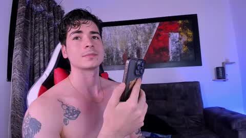 Snapshot of liamwyatt_ chatting on September 25, 2025, 3:32 am liamwyatt_ online show from September 25, 2025, 3:32 am