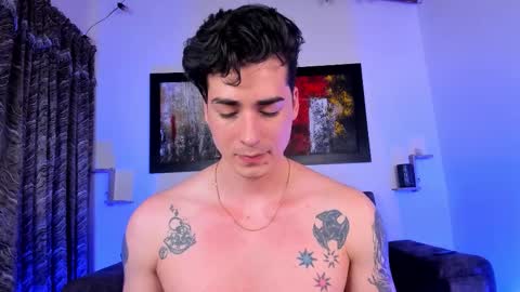 Snapshot of liamwyatt_ chatting on October 17, 2025, 5:10 am liamwyatt_ online show from October 17, 2025, 5:10 am