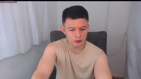 lian_eathan online show from March 23, 2026, 7:51 pm