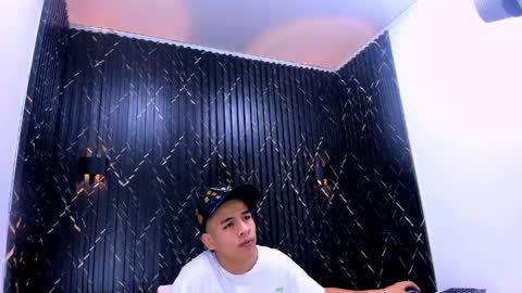 Snapshot of lian_jacob chatting on May 26, 2026, 6:26 pm Lian Jacob online show from May 26, 2026, 6:26 pm