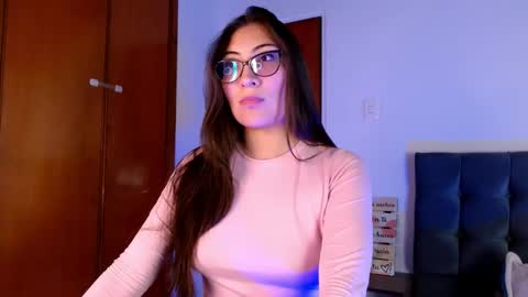 Snapshot of liana_99 chatting on September 25, 2025, 6:11 pm Liana online show from September 25, 2025, 6:11 pm