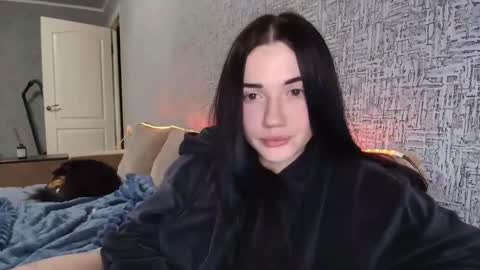 liana_diva online show from November 15, 2025, 8:38 pm