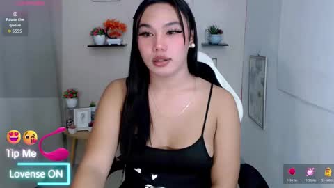 Snapshot of liane_mei chatting on May 13, 2026, 5:10 pm Liane online show from May 13, 2026, 5:10 pm