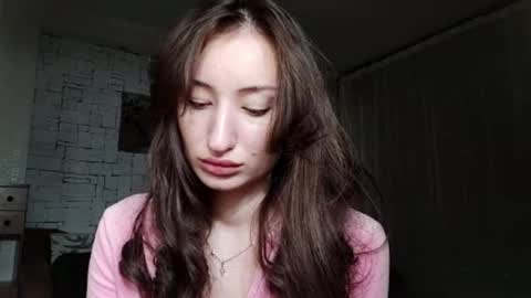 Lia online show from December 1, 2025, 10:37 pm