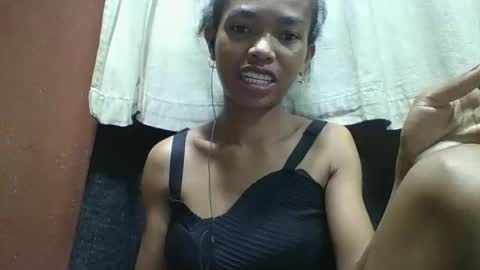 liaraisha online show from October 17, 2025, 2:52 pm