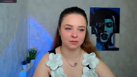 Liara online show from May 12, 2026, 6:32 am