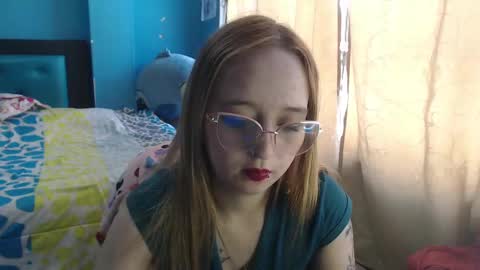 Lia Roberts online show from February 1, 2025, 3:07 pm