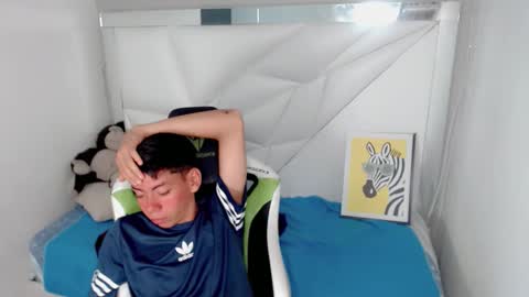 Snapshot of liarr_ chatting on February 10, 2026, 8:13 pm LIAR online show from February 10, 2026, 8:13 pm