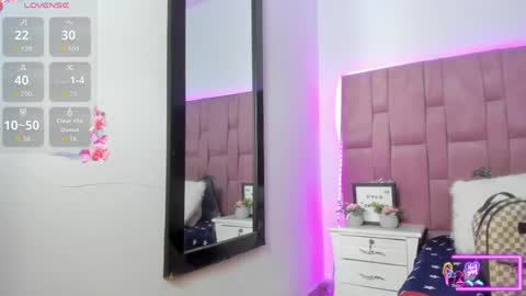 Snapshot of liat_vega chatting on May 15, 2026, 11:01 pm Lyath Vega online show from May 15, 2026, 11:01 pm