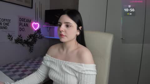 Snapshot of liawoow chatting on November 25, 2025, 7:41 am Lia online show from November 25, 2025, 7:41 am