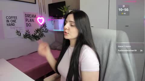 Snapshot of liawoow chatting on December 2, 2025, 3:07 pm Lia online show from December 2, 2025, 3:07 pm