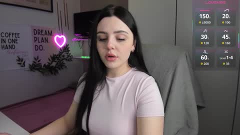 Snapshot of liawoow chatting on December 5, 2025, 7:39 am Lia online show from December 5, 2025, 7:39 am