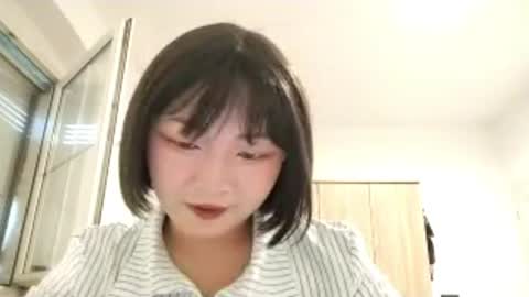 Molly online show from July 17, 2026, 4:45 pm
