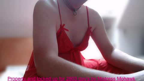 Llittleone22 online show from April 19, 2026, 6:35 am