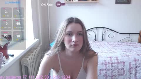 Welcome guys in my room Im Claire online show from February 4, 2025, 12:11 pm