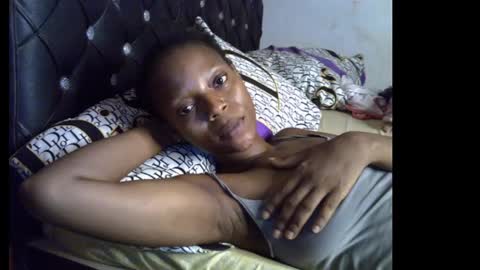 lickmefuckmex online show from April 10, 2026, 4:55 pm