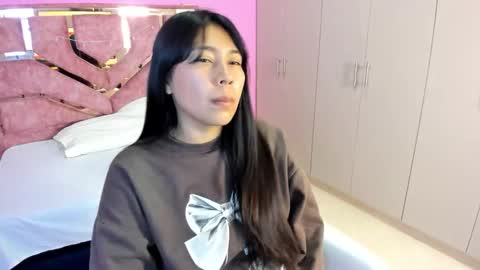 licky_lov online show from January 17, 2026, 12:10 pm