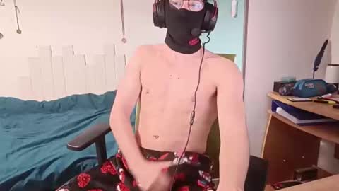 Snapshot of liegar606011 chatting on February 3, 2026, 12:21 pm liegar606011 online show from February 3, 2026, 12:21 pm