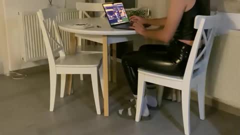 SofieXxxDoll online show from October 19, 2025, 7:58 pm