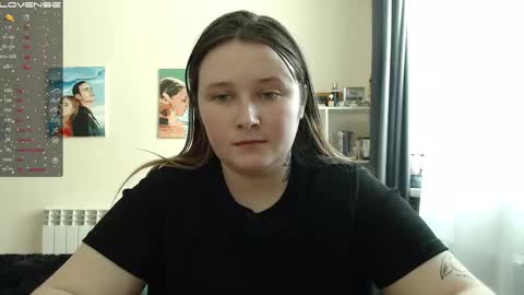 light_lunaa online show from February 23, 2025, 9:00 am