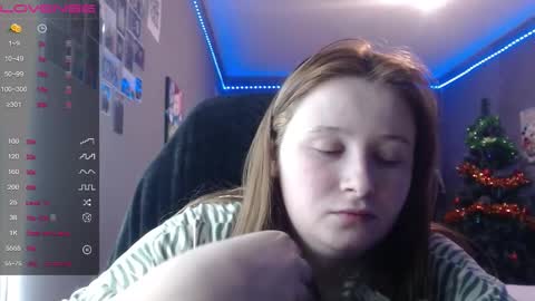 light_lunaa online show from January 13, 2026, 4:01 pm