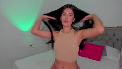 Maddie  online show from October 25, 2025, 2:30 am