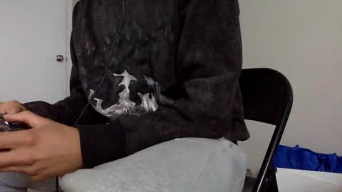 CUM HAVE FUN HELP ME CUM online show from February 19, 2025, 9:58 pm