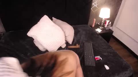 lia  online show from February 24, 2026, 7:23 pm