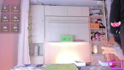 Snapshot of liiavega chatting on December 5, 2025, 11:41 am online show from December 5, 2025, 11:41 am