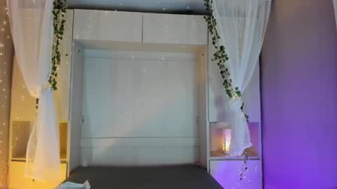 Snapshot of liiavega chatting on December 18, 2025, 11:49 am online show from December 18, 2025, 11:49 am